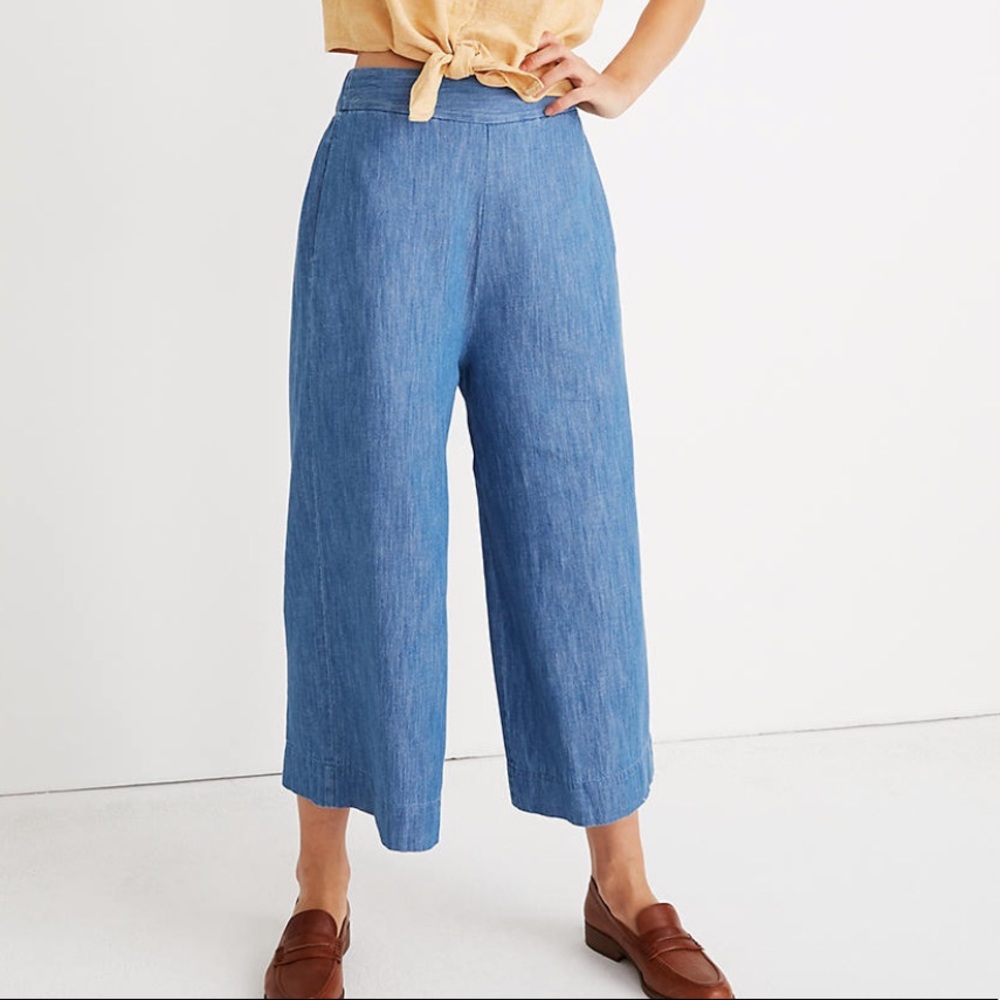 High Rise Pull-On Crop Pants
